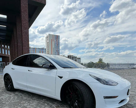 Тесла Модель 3, объемом двигателя 0 л и пробегом 62 тыс. км за 24200 $, фото 2 на Automoto.ua