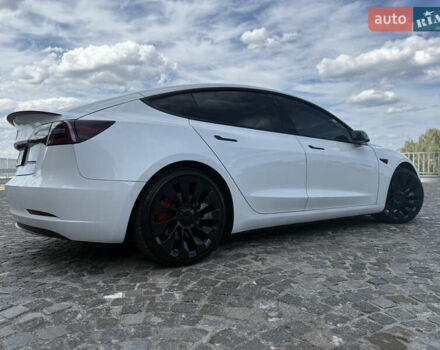 Тесла Модель 3, объемом двигателя 0 л и пробегом 62 тыс. км за 24200 $, фото 4 на Automoto.ua