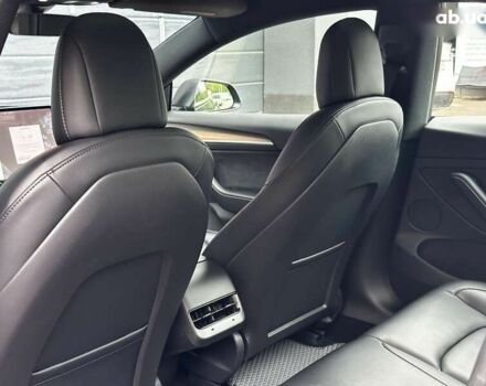 Тесла Модель 3, объемом двигателя 0 л и пробегом 103 тыс. км за 20999 $, фото 14 на Automoto.ua