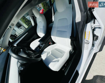 Тесла Модель 3, об'ємом двигуна 0 л та пробігом 40 тис. км за 20200 $, фото 15 на Automoto.ua