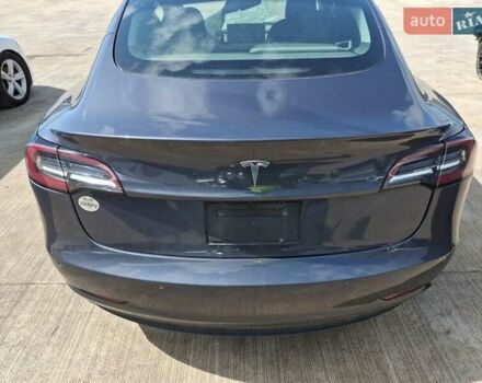 Тесла Модель 3, объемом двигателя 0 л и пробегом 210 тыс. км за 11400 $, фото 1 на Automoto.ua
