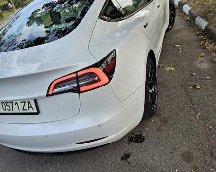 Тесла Модель 3, объемом двигателя 0 л и пробегом 60 тыс. км за 20000 $, фото 1 на Automoto.ua