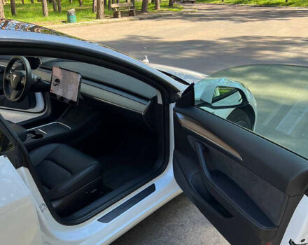 Тесла Модель 3, объемом двигателя 0 л и пробегом 14 тыс. км за 18700 $, фото 10 на Automoto.ua