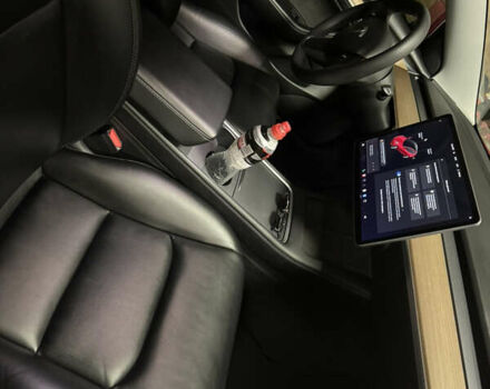 Тесла Модель 3, объемом двигателя 0 л и пробегом 57 тыс. км за 22000 $, фото 1 на Automoto.ua