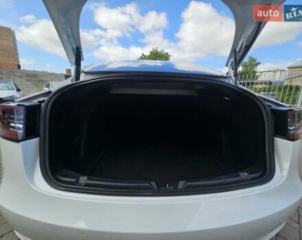 Тесла Модель 3, объемом двигателя 0 л и пробегом 51 тыс. км за 29000 $, фото 7 на Automoto.ua