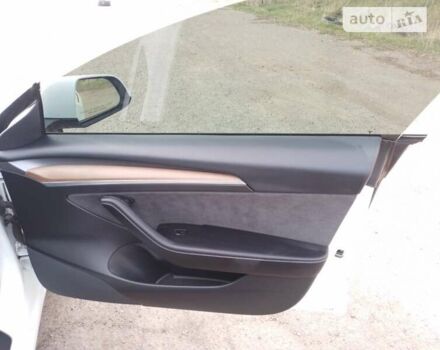 Тесла Модель 3, объемом двигателя 0 л и пробегом 26 тыс. км за 27000 $, фото 6 на Automoto.ua