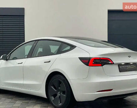 Тесла Модель 3, об'ємом двигуна 0 л та пробігом 65 тис. км за 25000 $, фото 5 на Automoto.ua