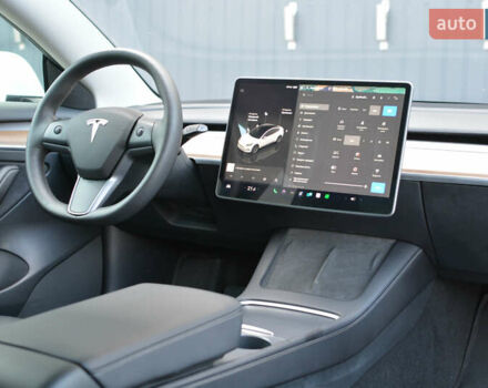 Тесла Модель 3, об'ємом двигуна 0 л та пробігом 81 тис. км за 18499 $, фото 52 на Automoto.ua
