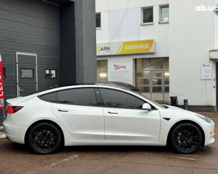 Тесла Модель 3, объемом двигателя 0 л и пробегом 117 тыс. км за 20999 $, фото 10 на Automoto.ua