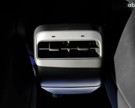 Тесла Модель 3, объемом двигателя 0 л и пробегом 33 тыс. км за 20700 $, фото 27 на Automoto.ua