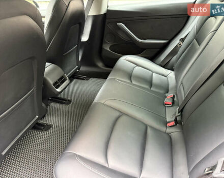 Тесла Модель 3, объемом двигателя 0 л и пробегом 72 тыс. км за 18900 $, фото 9 на Automoto.ua