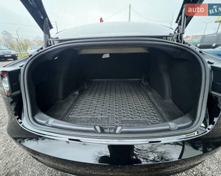 Тесла Модель 3, объемом двигателя 0 л и пробегом 94 тыс. км за 24500 $, фото 25 на Automoto.ua