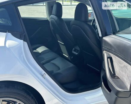Тесла Модель 3, объемом двигателя 0 л и пробегом 16 тыс. км за 19900 $, фото 4 на Automoto.ua