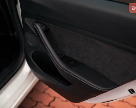 Тесла Модель 3, об'ємом двигуна 0 л та пробігом 75 тис. км за 23499 $, фото 24 на Automoto.ua