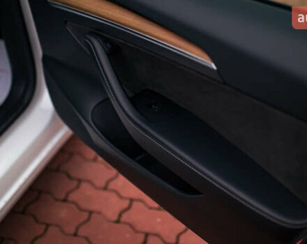 Тесла Модель 3, об'ємом двигуна 0 л та пробігом 75 тис. км за 23499 $, фото 35 на Automoto.ua