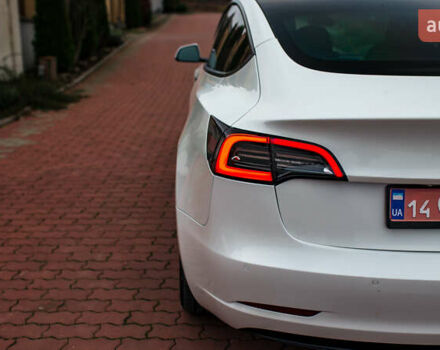 Тесла Модель 3, об'ємом двигуна 0 л та пробігом 75 тис. км за 23499 $, фото 12 на Automoto.ua