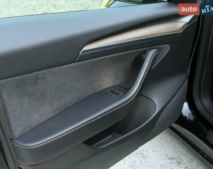 Тесла Модель 3, объемом двигателя 0 л и пробегом 61 тыс. км за 23900 $, фото 16 на Automoto.ua