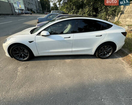 Тесла Модель 3, об'ємом двигуна 0 л та пробігом 30 тис. км за 30000 $, фото 1 на Automoto.ua