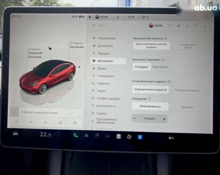 Тесла Модель 3, объемом двигателя 0 л и пробегом 49 тыс. км за 19999 $, фото 16 на Automoto.ua