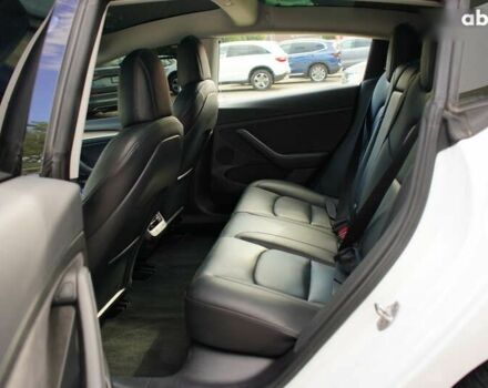 Тесла Модель 3, объемом двигателя 0 л и пробегом 33 тыс. км за 20999 $, фото 24 на Automoto.ua