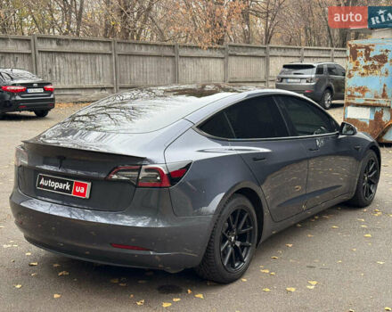 Тесла Модель 3, объемом двигателя 0 л и пробегом 49 тыс. км за 26290 $, фото 4 на Automoto.ua