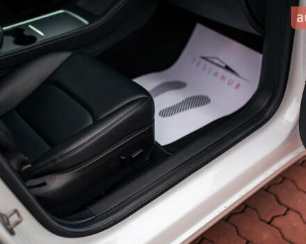 Тесла Модель 3, об'ємом двигуна 0 л та пробігом 75 тис. км за 23499 $, фото 37 на Automoto.ua