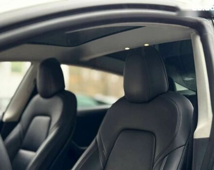 Тесла Модель 3, объемом двигателя 0 л и пробегом 117 тыс. км за 20999 $, фото 13 на Automoto.ua