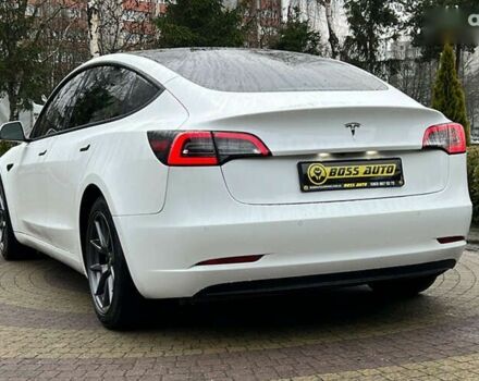 Тесла Модель 3, объемом двигателя 0 л и пробегом 33 тыс. км за 21300 $, фото 4 на Automoto.ua
