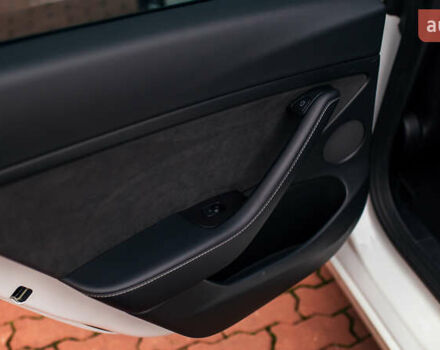 Тесла Модель 3, об'ємом двигуна 0 л та пробігом 75 тис. км за 23499 $, фото 20 на Automoto.ua