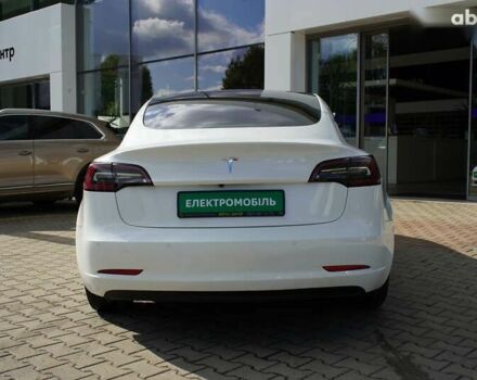 Тесла Модель 3, объемом двигателя 0 л и пробегом 33 тыс. км за 23999 $, фото 5 на Automoto.ua