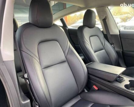 Тесла Модель 3, об'ємом двигуна 0 л та пробігом 49 тис. км за 20600 $, фото 16 на Automoto.ua