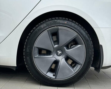 Тесла Модель 3, объемом двигателя 0 л и пробегом 60 тыс. км за 28500 $, фото 6 на Automoto.ua