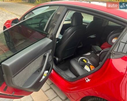 Тесла Модель 3, объемом двигателя 0 л и пробегом 43 тыс. км за 20999 $, фото 8 на Automoto.ua