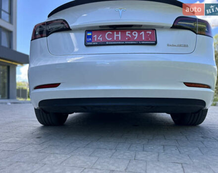 Тесла Модель 3, объемом двигателя 0 л и пробегом 75 тыс. км за 23300 $, фото 5 на Automoto.ua