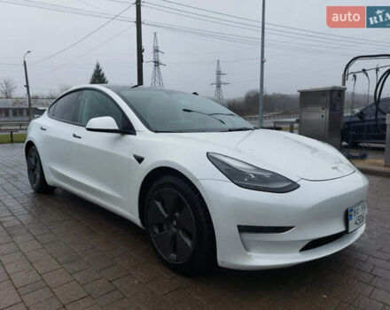 Тесла Модель 3, объемом двигателя 0 л и пробегом 26 тыс. км за 23700 $, фото 4 на Automoto.ua