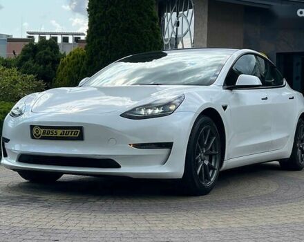 Тесла Модель 3, объемом двигателя 0 л и пробегом 41 тыс. км за 18500 $, фото 2 на Automoto.ua