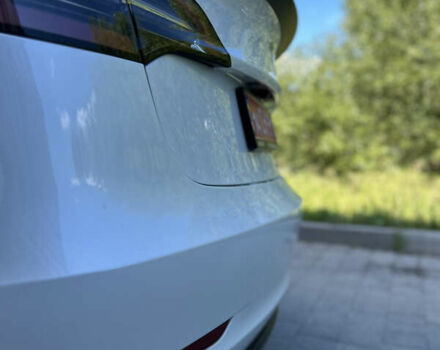 Тесла Модель 3, объемом двигателя 0 л и пробегом 75 тыс. км за 23300 $, фото 16 на Automoto.ua