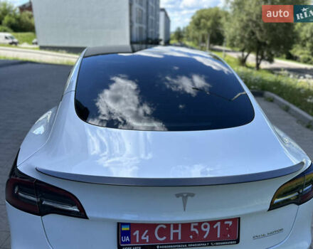 Тесла Модель 3, объемом двигателя 0 л и пробегом 75 тыс. км за 23300 $, фото 6 на Automoto.ua