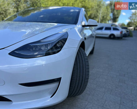 Тесла Модель 3, объемом двигателя 0 л и пробегом 75 тыс. км за 23300 $, фото 4 на Automoto.ua
