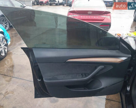 Тесла Модель 3, об'ємом двигуна 0 л та пробігом 25 тис. км за 19000 $, фото 22 на Automoto.ua