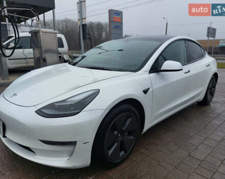 Тесла Модель 3, объемом двигателя 0 л и пробегом 26 тыс. км за 23700 $, фото 1 на Automoto.ua