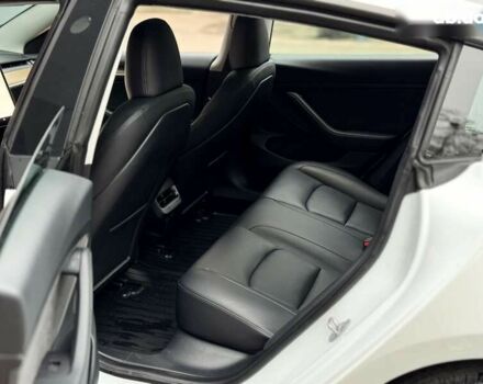 Тесла Модель 3, объемом двигателя 0 л и пробегом 23 тыс. км за 23500 $, фото 14 на Automoto.ua