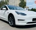 Тесла Модель 3, объемом двигателя 0 л и пробегом 49 тыс. км за 18000 $, фото 1 на Automoto.ua