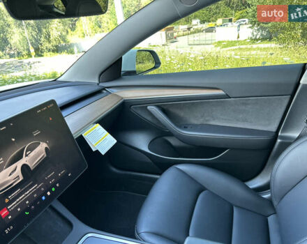 Тесла Модель 3, объемом двигателя 0 л и пробегом 75 тыс. км за 23300 $, фото 37 на Automoto.ua