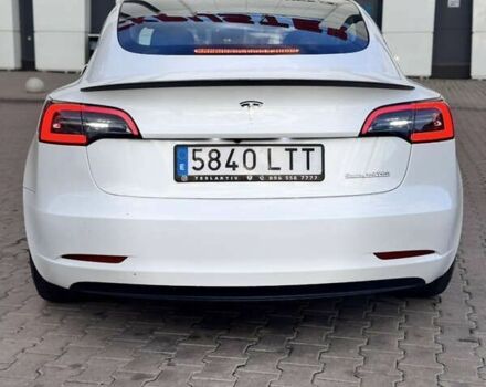 Тесла Модель 3, объемом двигателя 0 л и пробегом 69 тыс. км за 24999 $, фото 13 на Automoto.ua