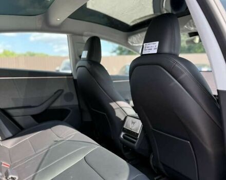 Тесла Модель 3, объемом двигателя 0 л и пробегом 1 тыс. км за 29000 $, фото 29 на Automoto.ua