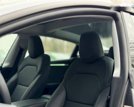 Тесла Модель 3, объемом двигателя 0 л и пробегом 2 тыс. км за 32999 $, фото 13 на Automoto.ua