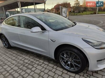 Тесла Модель 3 2018 в Львове на Automoto.ua Тесла Модель 3, объемом двигателя 0 л и пробегом 39 тыс. км за 18100 $, фото 1 на Automoto.ua