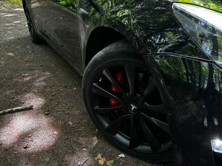 Тесла Модель 3, объемом двигателя 0 л и пробегом 179 тыс. км за 13000 $, фото 1 на Automoto.ua