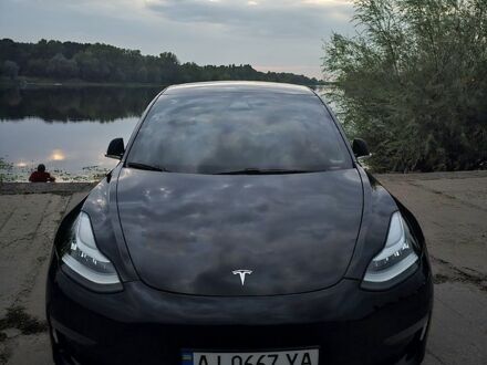 Тесла Модель 3 2018 в Киеве на Automoto.ua Тесла Модель 3, объемом двигателя 0.26 л и пробегом 0 тыс. км за 19500 $, фото 1 на Automoto.ua